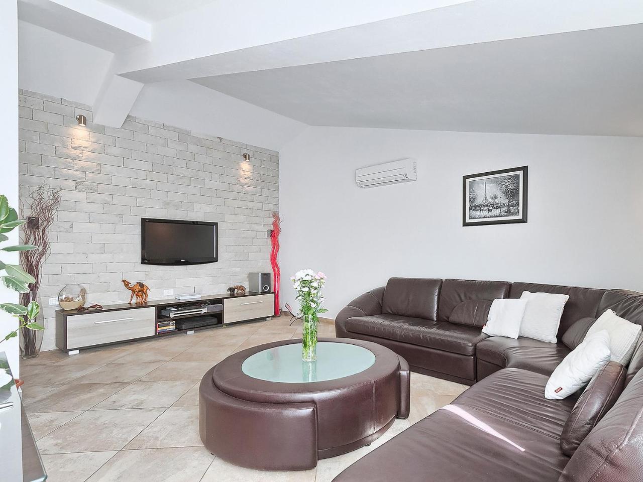 Apartment Noa Pula Buitenkant foto